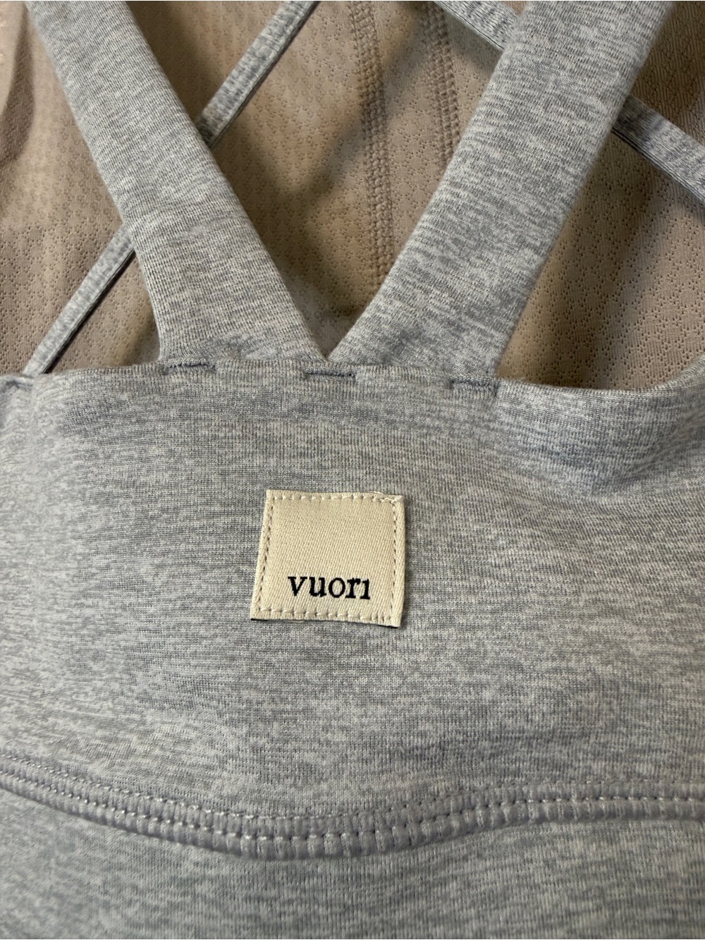 NWT Vuori Elevation Sports Bra Workout Athleisure Gym Sporty Bra L Strength - Picture 5 of 6
